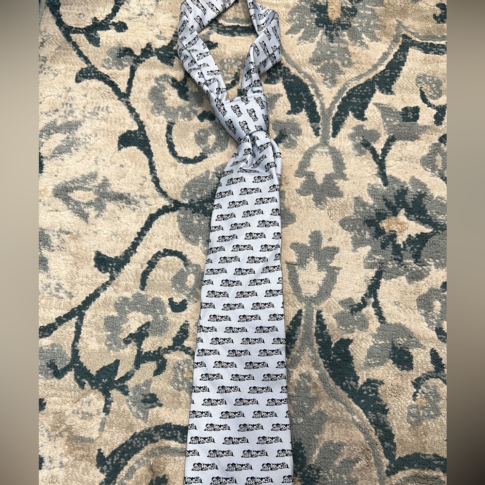 Vineyard Vines Tie